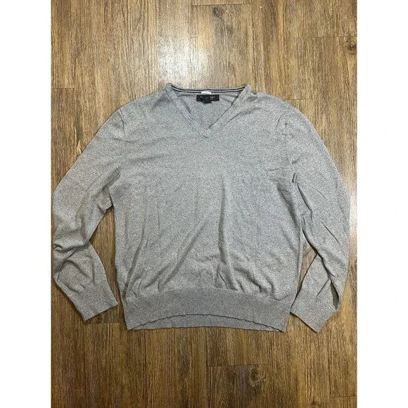 Banana Republic Mens Sweater Cashmere Silk Blend Medium Gray V-Neck Academia - Picture 1 of 7